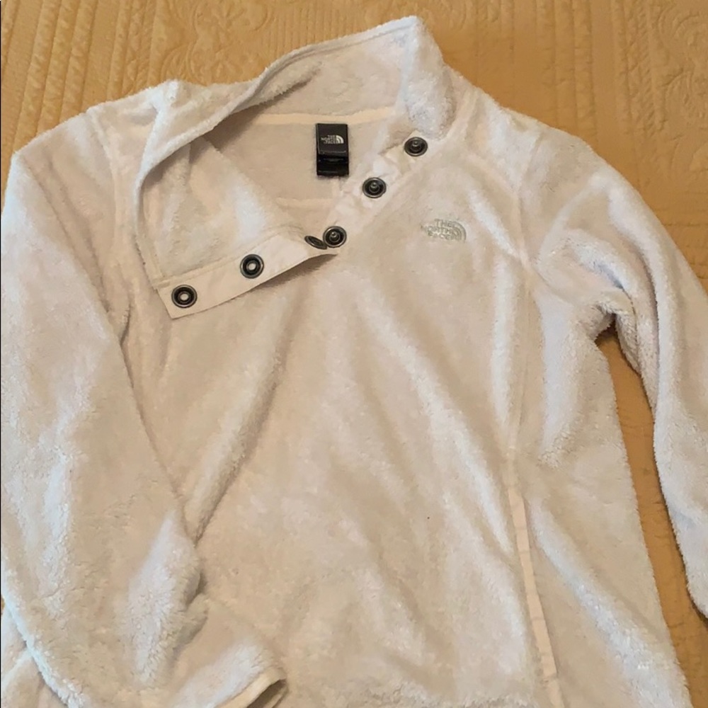 North face fuzzy pullover
